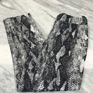 St John Emma snake print size 6